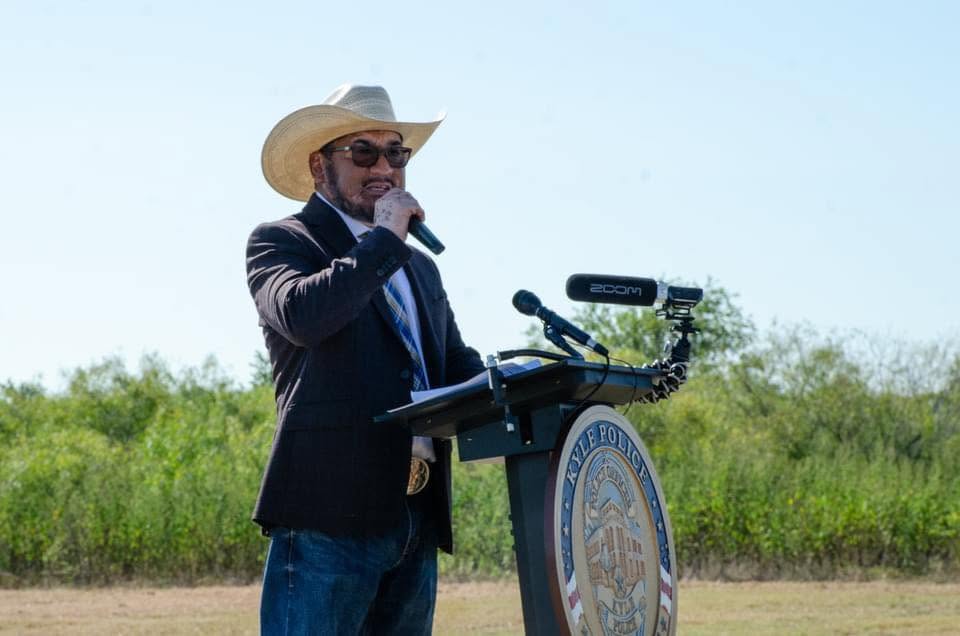 RRobert Rizo speaking at Heroes Memorial Park